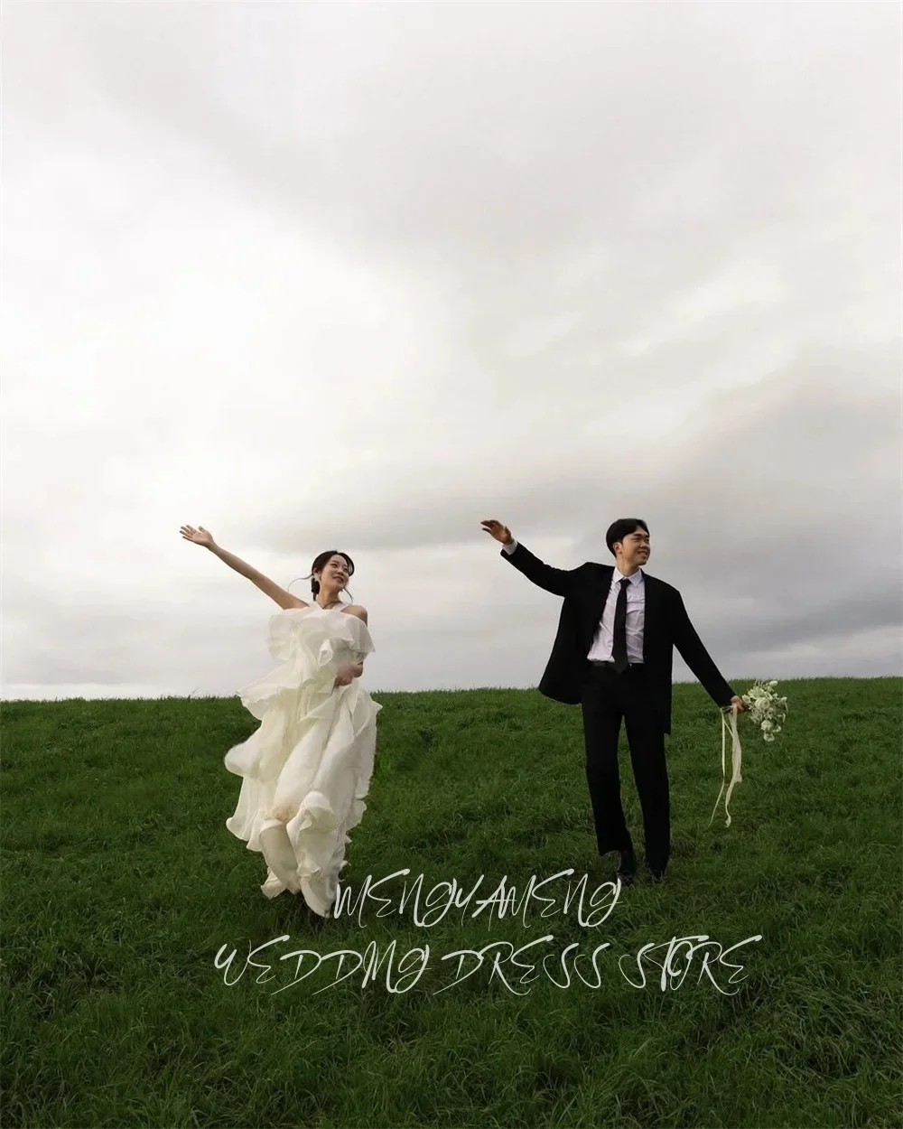 ZHUISHU 심플 홀터 A라인 웨딩드레스 한국 포토 촬영용 오간자 민소매 코르셋 브라이덜 가운 롱 티어드 맞춤형