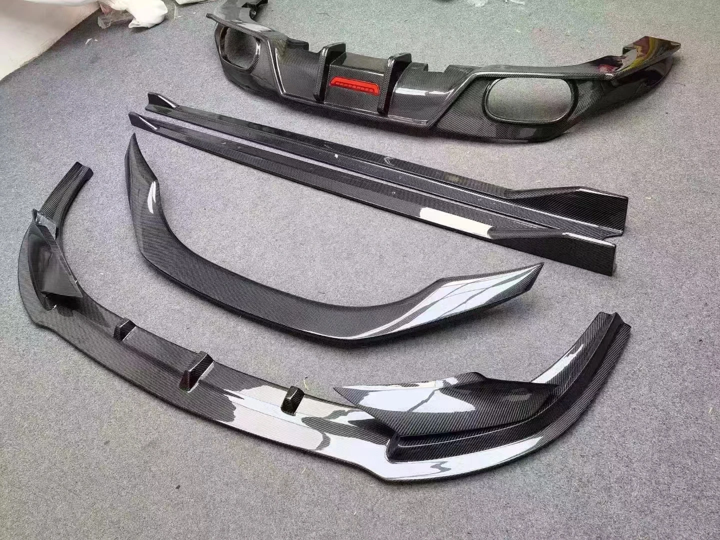 Suitable for Z4 G29 18-22 body kit modified AC small surround carbon fiber front and rear lip spoiler cover tail