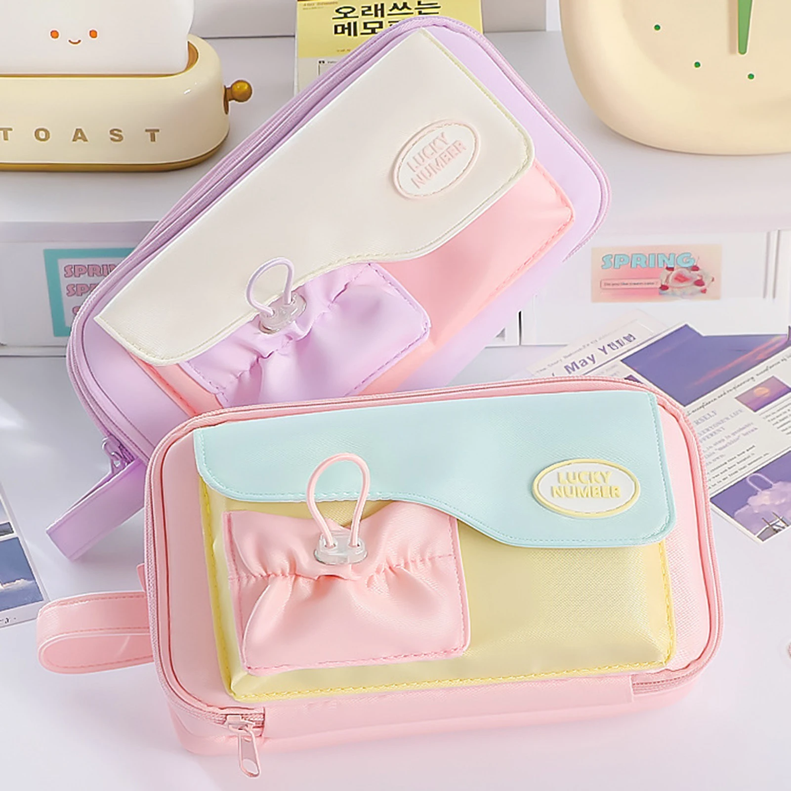 منظم قرطاسية ملون معكرون على الطراز الياباني، مقصورات متعددة صغيرة طازجة، مقلمة ذات سعة كبيرة، حقيبة أقلام محمولة