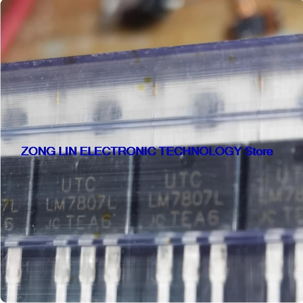 Imported L7807CV LM7807L L7807TO-220+7V linear three terminal voltage regulator 7807        10PCS -1lot