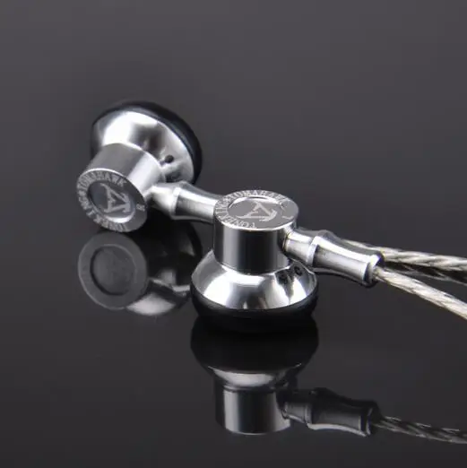 

Musicmaker Toneking MrZ Tomahawk Z Hifi Music In Ear Earbuds Flat Earphone Alloy Tune Earbuds Such as Armature Earphones MX985