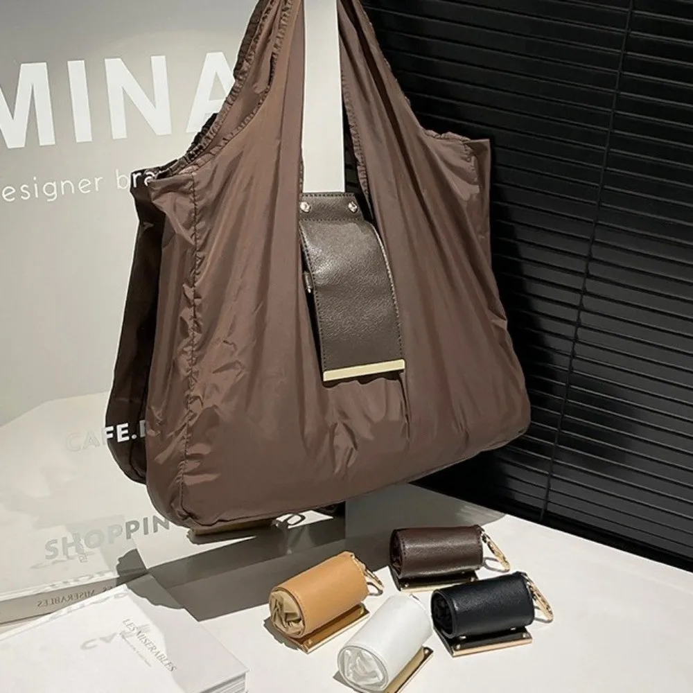 Mini Tote Bag Keychain Reusable Foldable Lightweight Large Capacity Shopping Eco-Friendly Expandable Key Ring for Women Daily