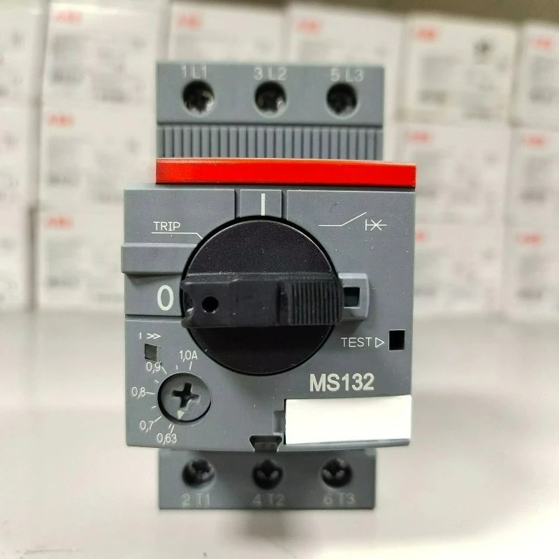 Household new and original MS132-2.5 manual motor circuit breaker 1.6-2.5A copper and plastic magnetic