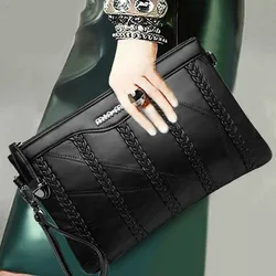 2023 New Single Shoulder Bag Women's Bag Fashionable New Atmosphere Change Handheld Bag Insert Lock Envelope Bag