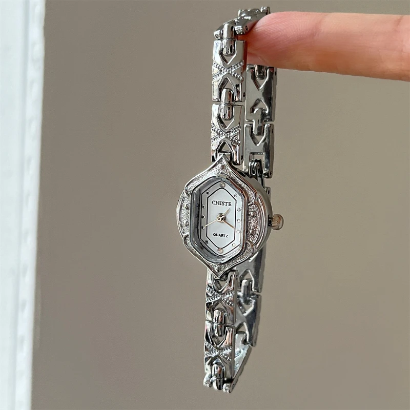 High-end Women Bracelet Watch Retro Polygonal Dial Rhinestone Quartz Ladies Wristwatch Fashion Elegant Female Clock Gift Montre