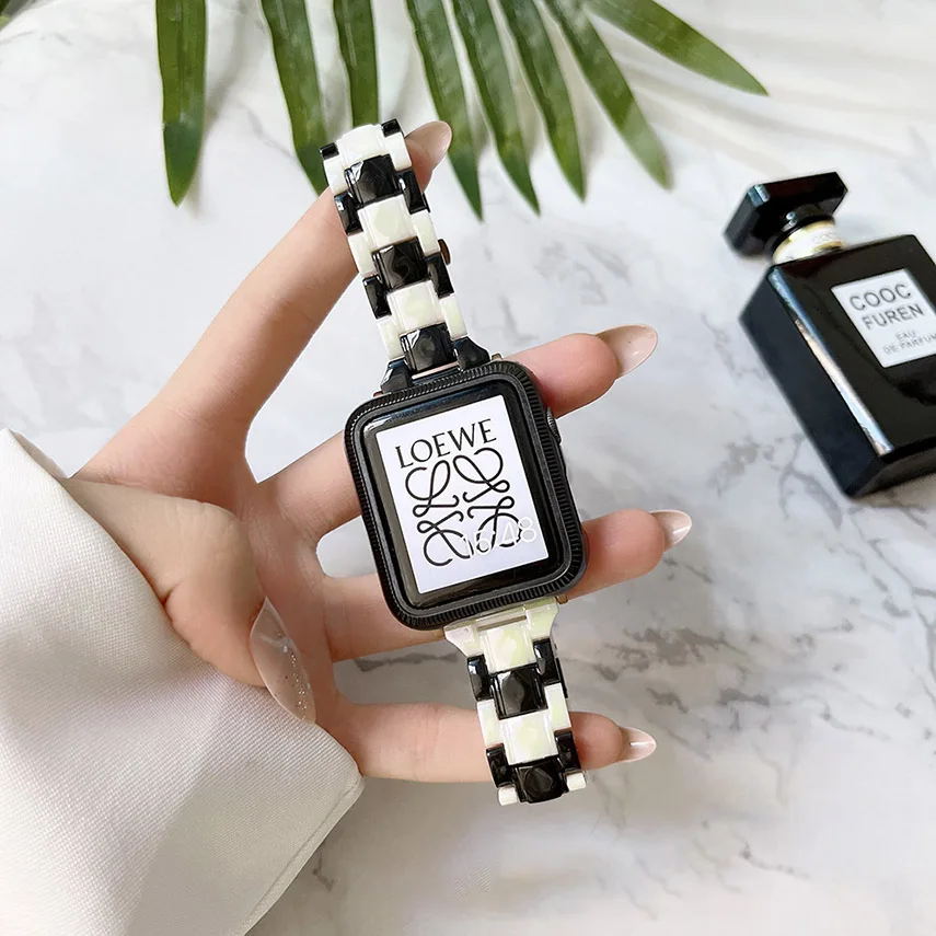 مناسبة لابل حزام ساعة اليد شفافة صغيرة الخصر iWatch7 لساعة أبل 8 مع قذيفة مزيج اللون السحري والمباراة