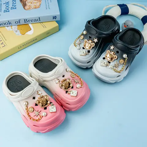 Cute and Versatile Parent-Child Slippers for Boys and Girls, New Cartoon Crown Gold Bear Clogs, Soft-Soled Non-Slip Closed-Toe Sandals 606