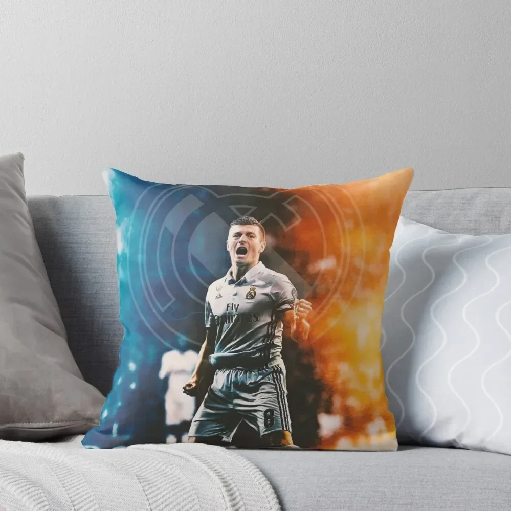 

Perfection Toni Kroos Throw Pillow ornamental pillows for living room Pillowcases Christmas Covers Luxury Pillow Cover pillow