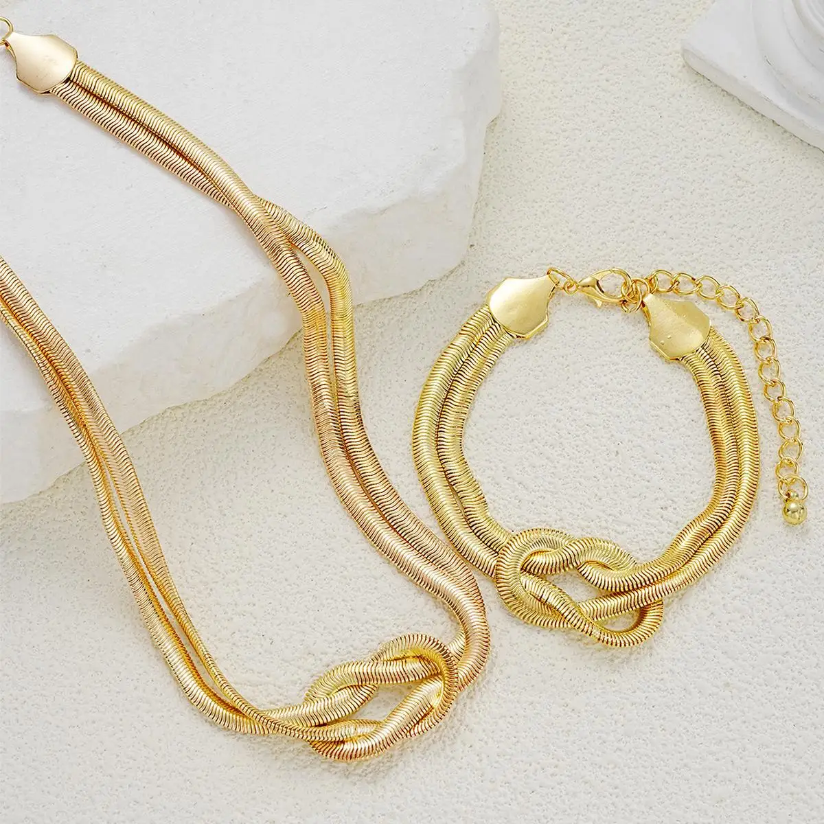 Thumbnail 3 - #2 Best Chunky Chain Necklaces to Buy In 2026