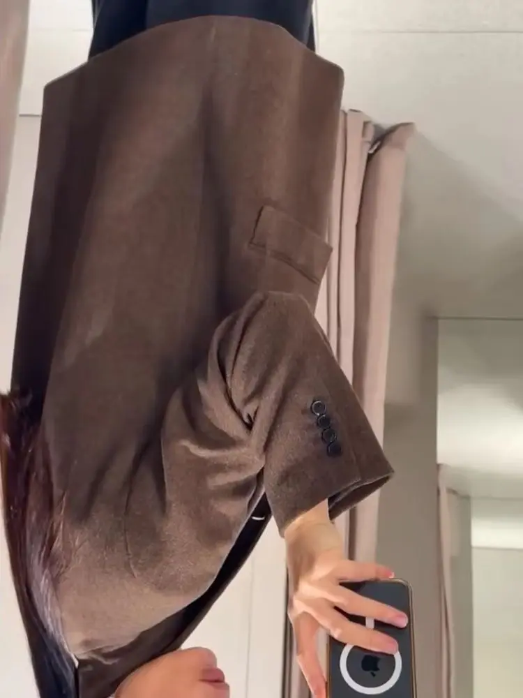 

HH Fashion Women's Single Buckle Pocket Decoration Twill Blazer Long Sleeves Casual Loose Jacket Woman Commuting Blazer Coat