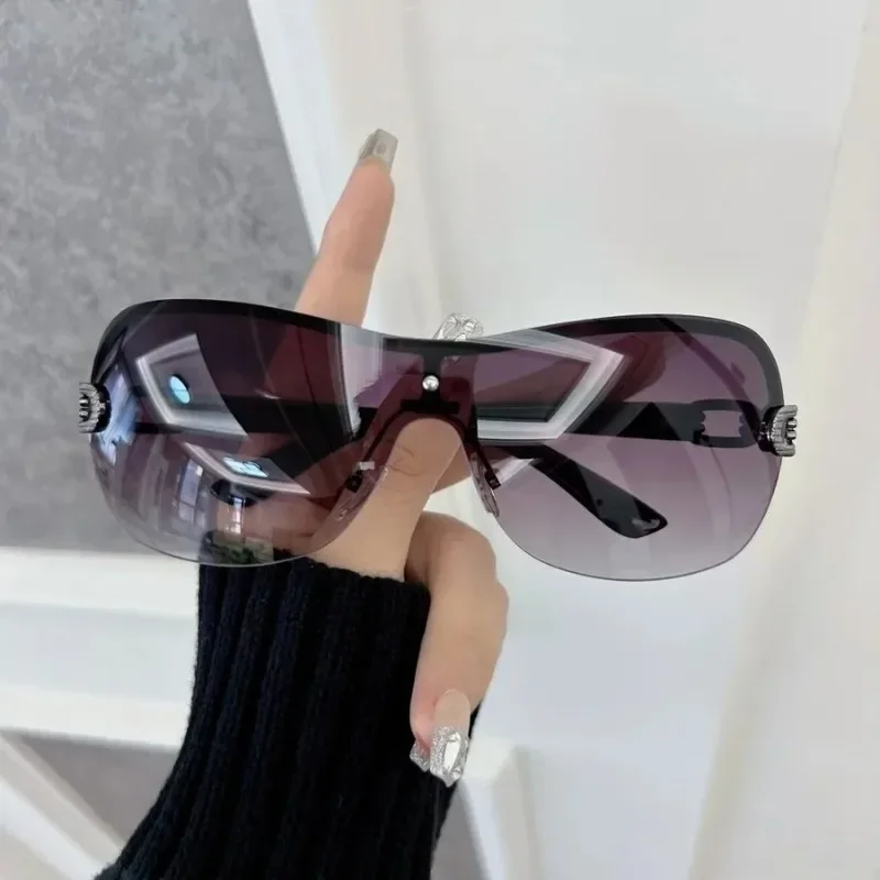 Casual Square Sunglasses Women Men Gradient Sun Glasses Female Male Designer Brand Lovely Travel Outdoor Oculos De Sol - view 4
