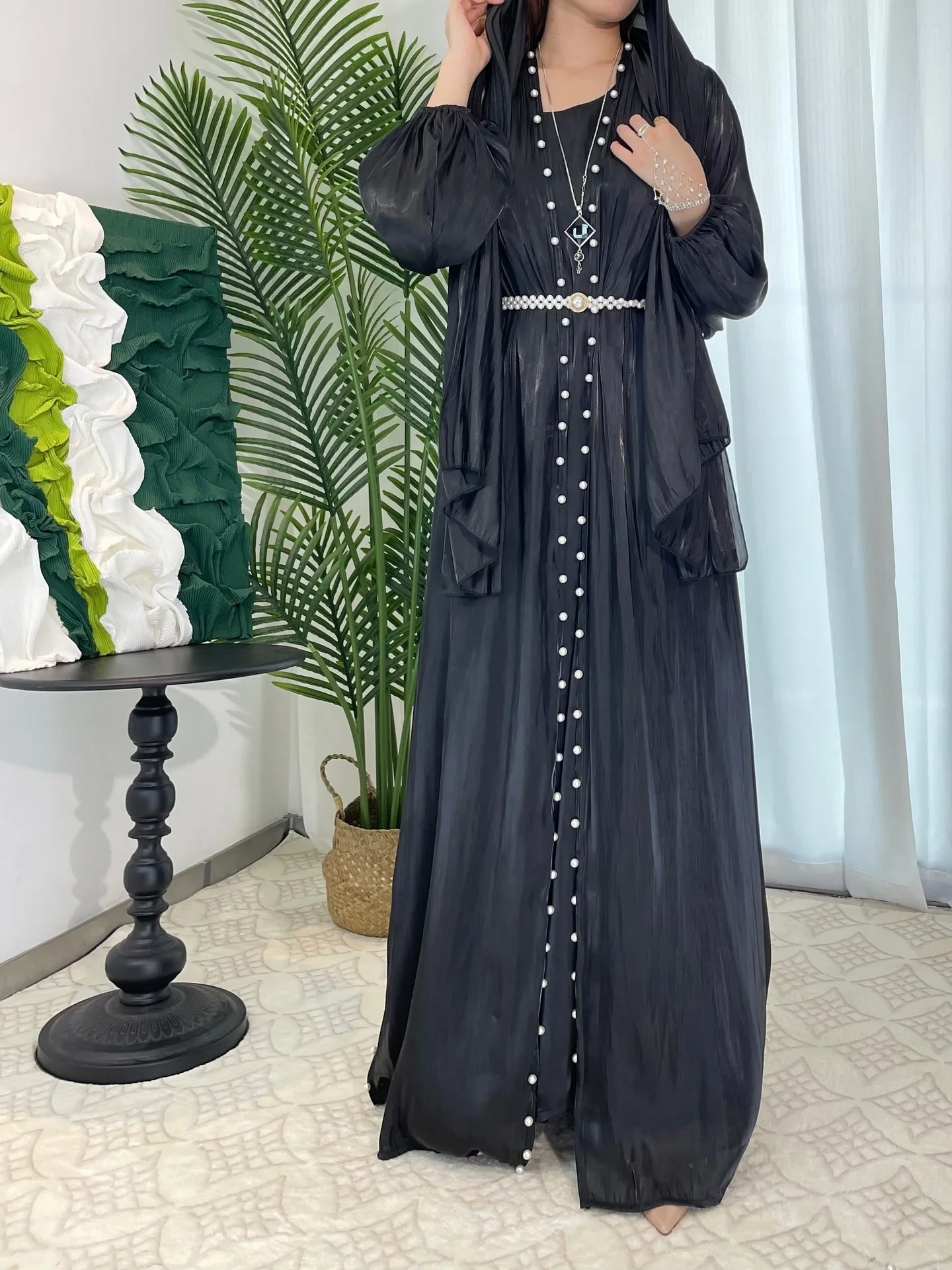 Women Eid Muslim Abaya Lantern Sleeve Gorgeous Party Dress Solid Pearls Long Robe Dubai Abaya Kaftan Streamer Yarn Vestidos