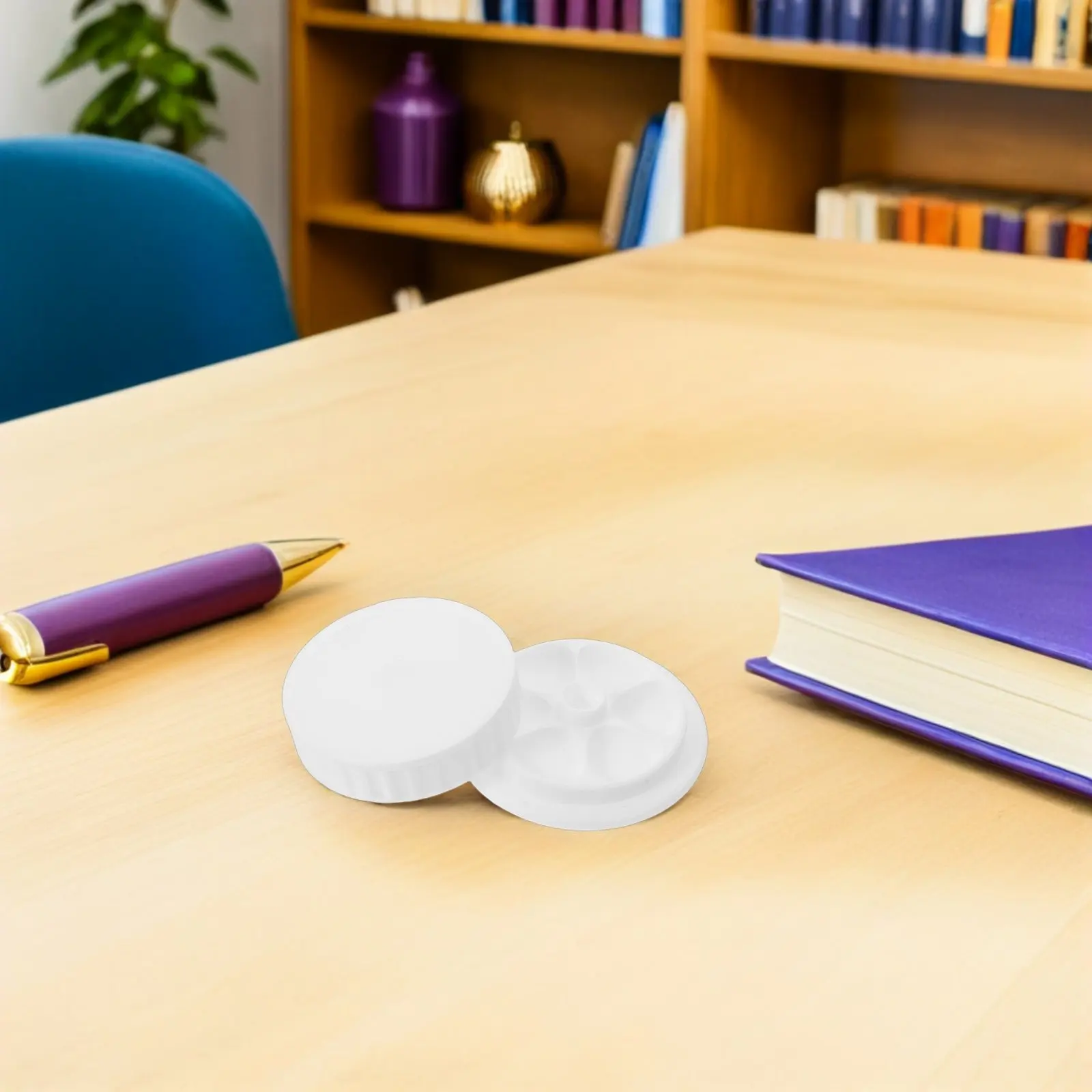 

Compact Paint Palette for Artists - Sealed Plastic Mixing Tray with Compartments - Portable Watercolor Palette Box for Travel