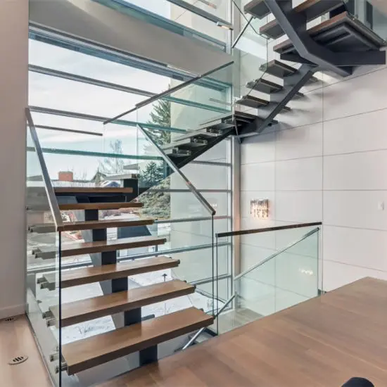 Binnentrap Metalen balk U-vorm Rechte drijvende metalen trap/enkele stringer Moderne mono stringer trapsets