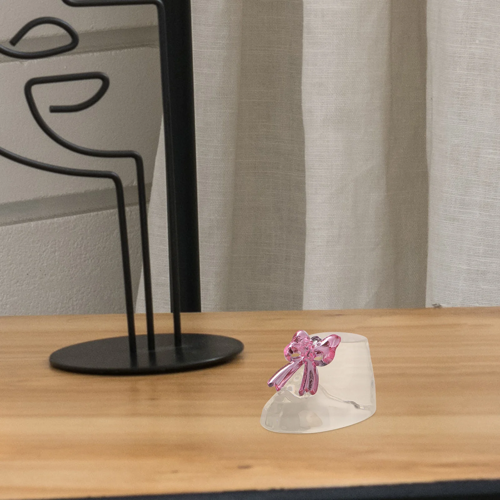 

Mini Crystal Baby Shoe with Bow Decorative Table Accessory for Baby Shower Celebration Wedding Party Festival Indoor Display