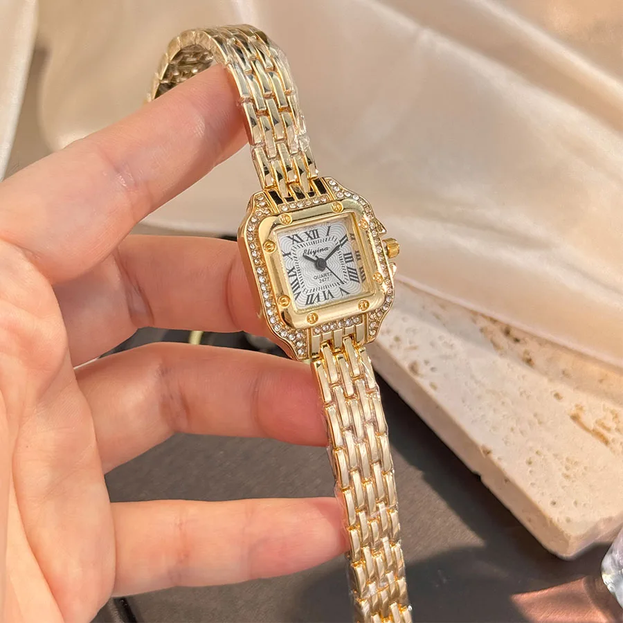 أزياء كلاسيكية بسيطة عارضة الفاخرة ساحة المرأة ووتش الماس جزءا لا يتجزأ من الأرقام الرومانية سوار كوارتز ساعة اليد