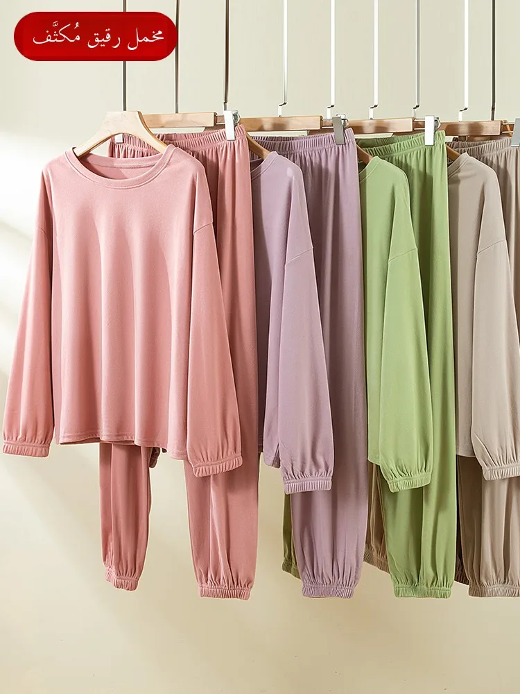 

Утепленный домашний комплект одежды для женщин: зимний, с длинным рукавом, свободный крой, из двух предметов, большие размеры, для дома, с круглым вырезом, спортивный стиль