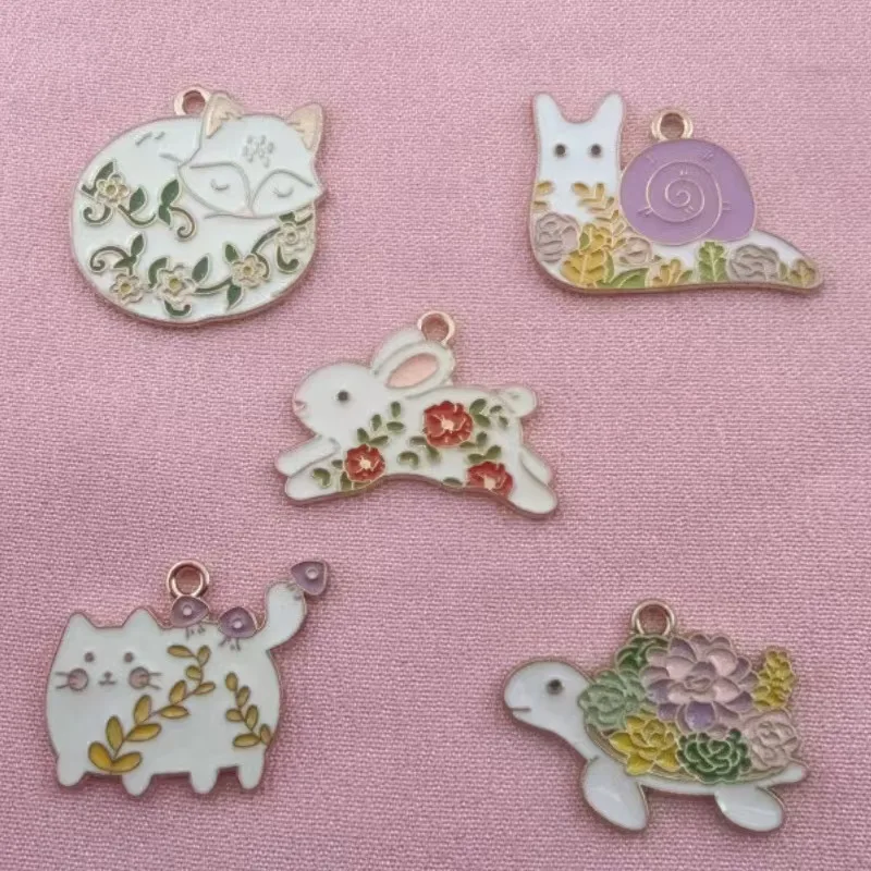 10 Stück Cartoon-Blumenfuchs-Anhänger aus Legierung mit Öltropfen-Effekt für DIY-Schmuck, Halsketten und Ohrringe