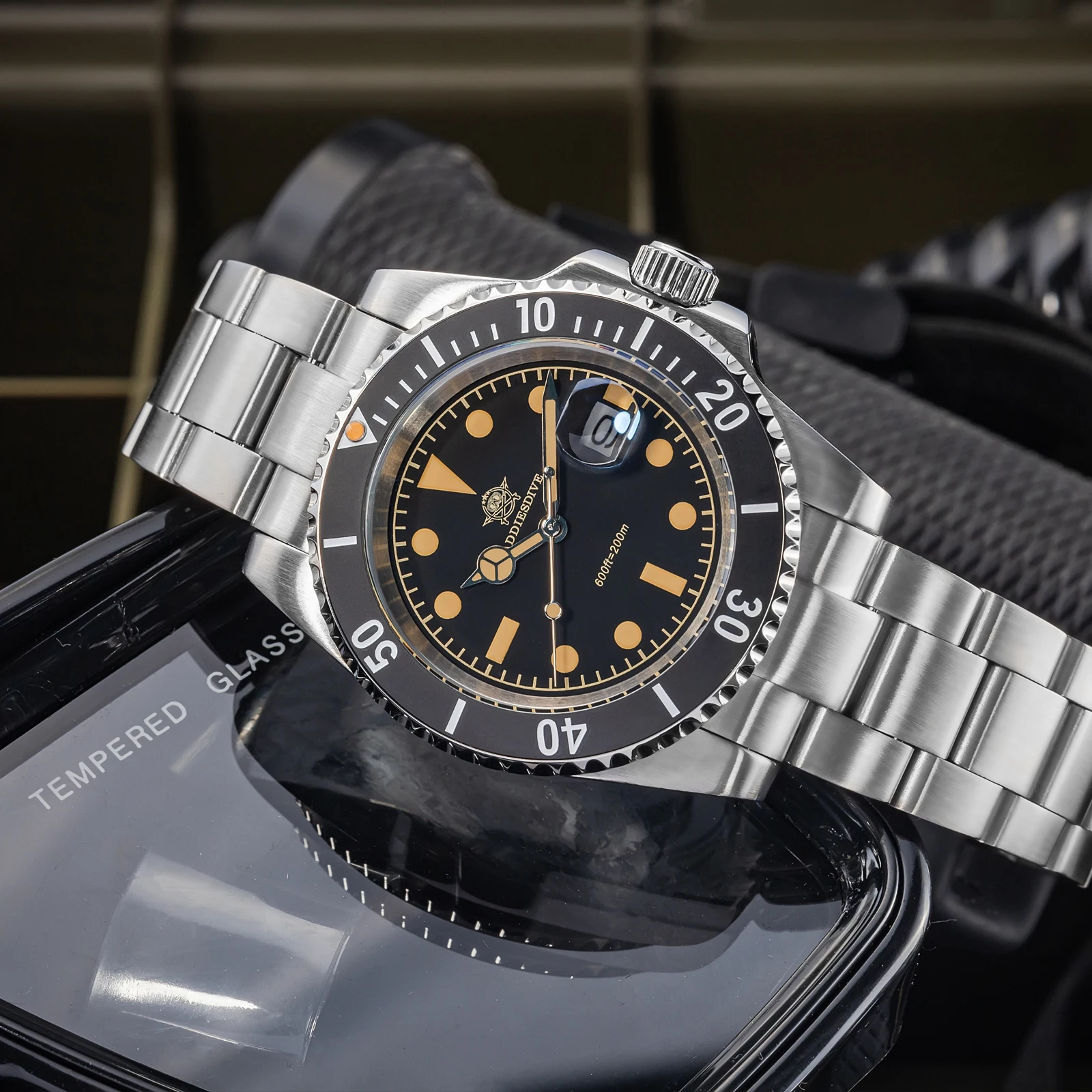 ADDIESDIVE Men's Diver Quartz Watch Date Display Ceramic Bezel Super Luminous Reloj Hombre Waterproof Stainless Steel Watches