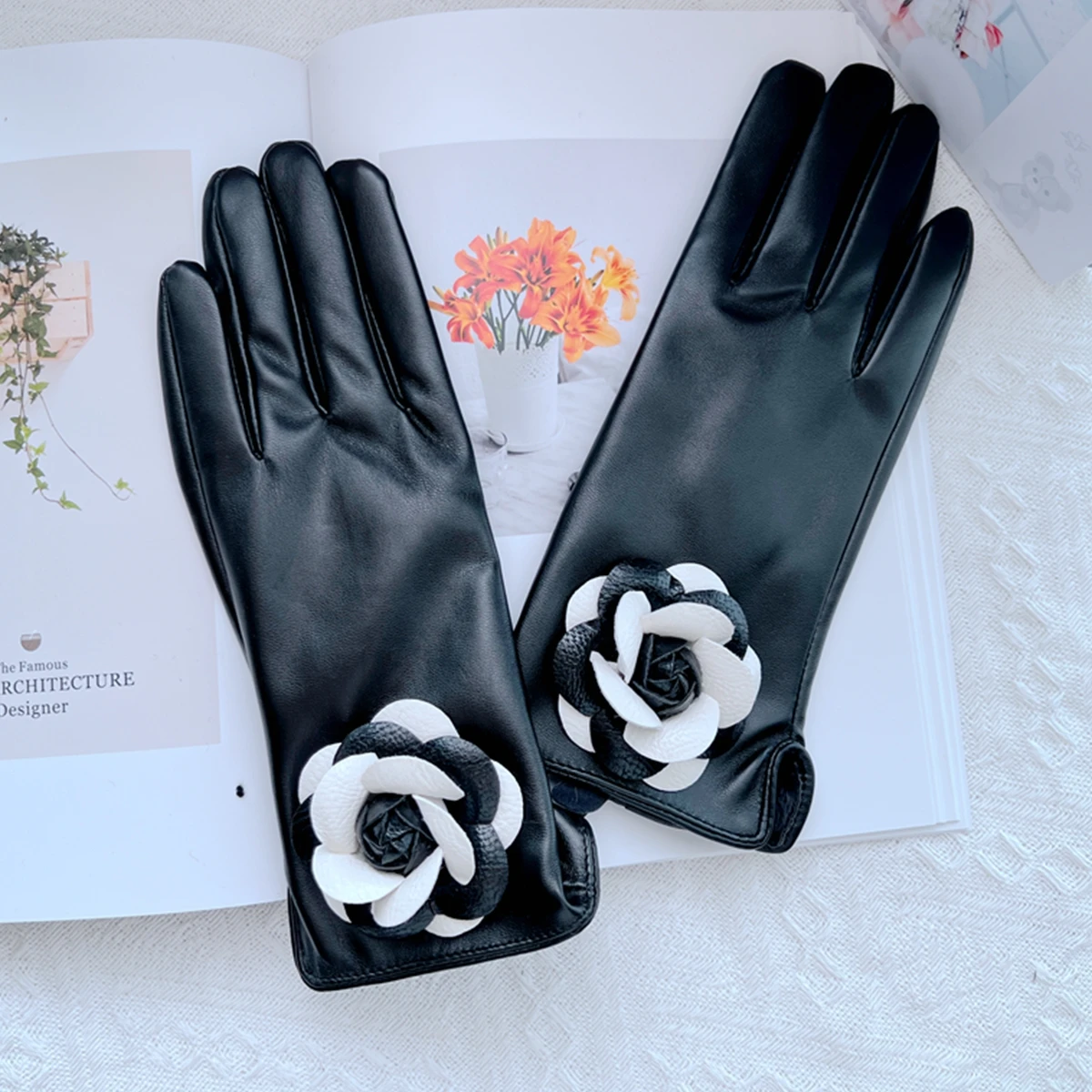 Brand Flower Women\' PU Leather Gloves Winter Warm Plus Velvet Thicken Full Finger Outdoor Riding Touch Screen Driving Mittens