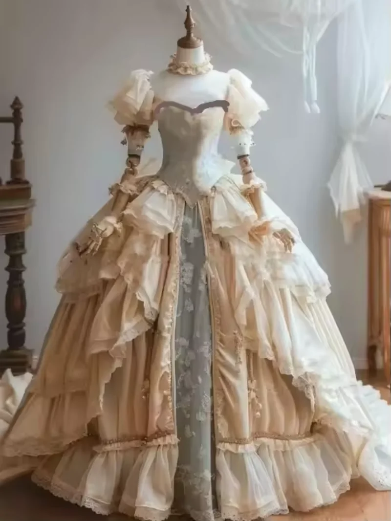 

Vintage Victorian Wedding Dresses With Short Sleeves Princess Bridal Gowns Champagne And Silver Ruffle Robe De Mariée Customized