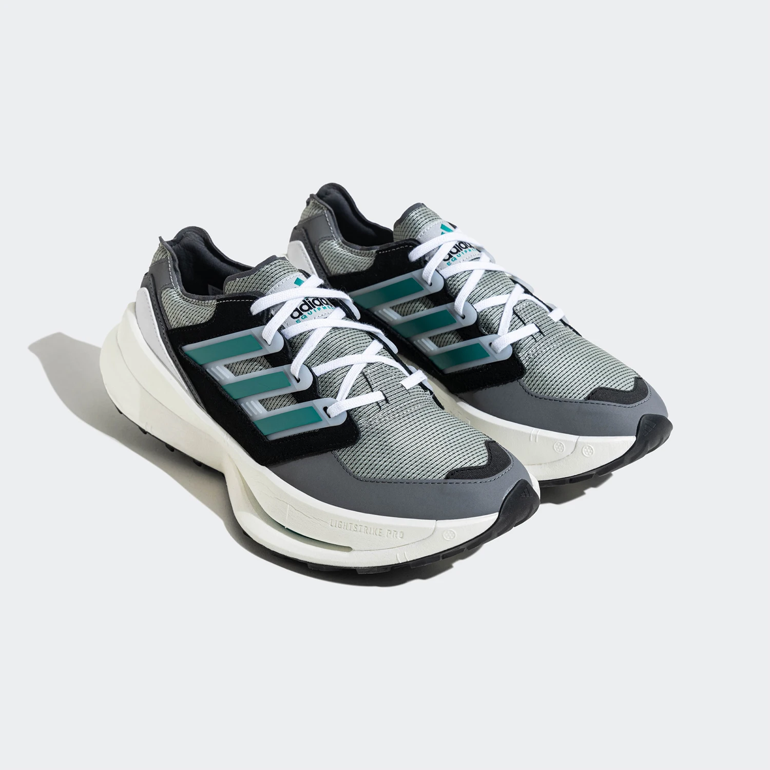 Официальные новые легкие и прочные кроссовки унисекс Adidas с низким верхом JH6114