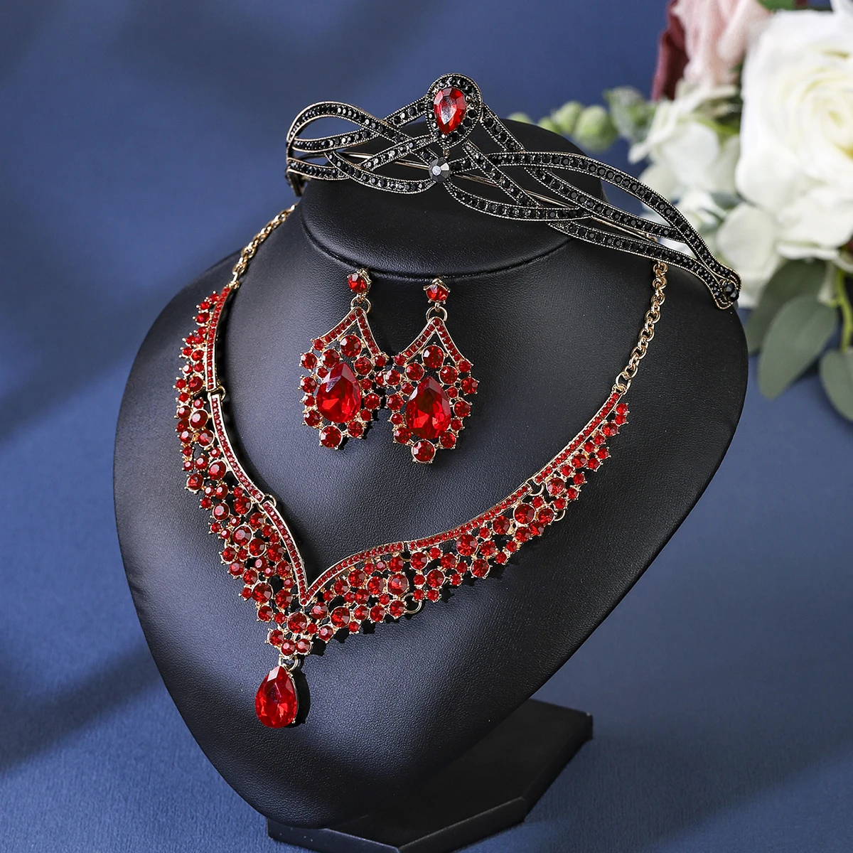 Aksesori perhiasan pernikahan pengantin desain elegan kalung dan Anting Set perhiasan pengantin tetesan air kristal berlian imitasi mewah