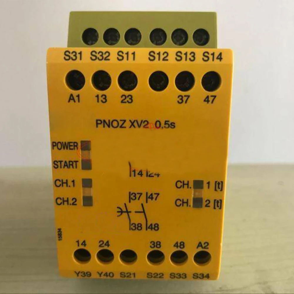 For Pilz PNOZ XV2 0.5 774504 24V Durable Safety Relay Module in Box
