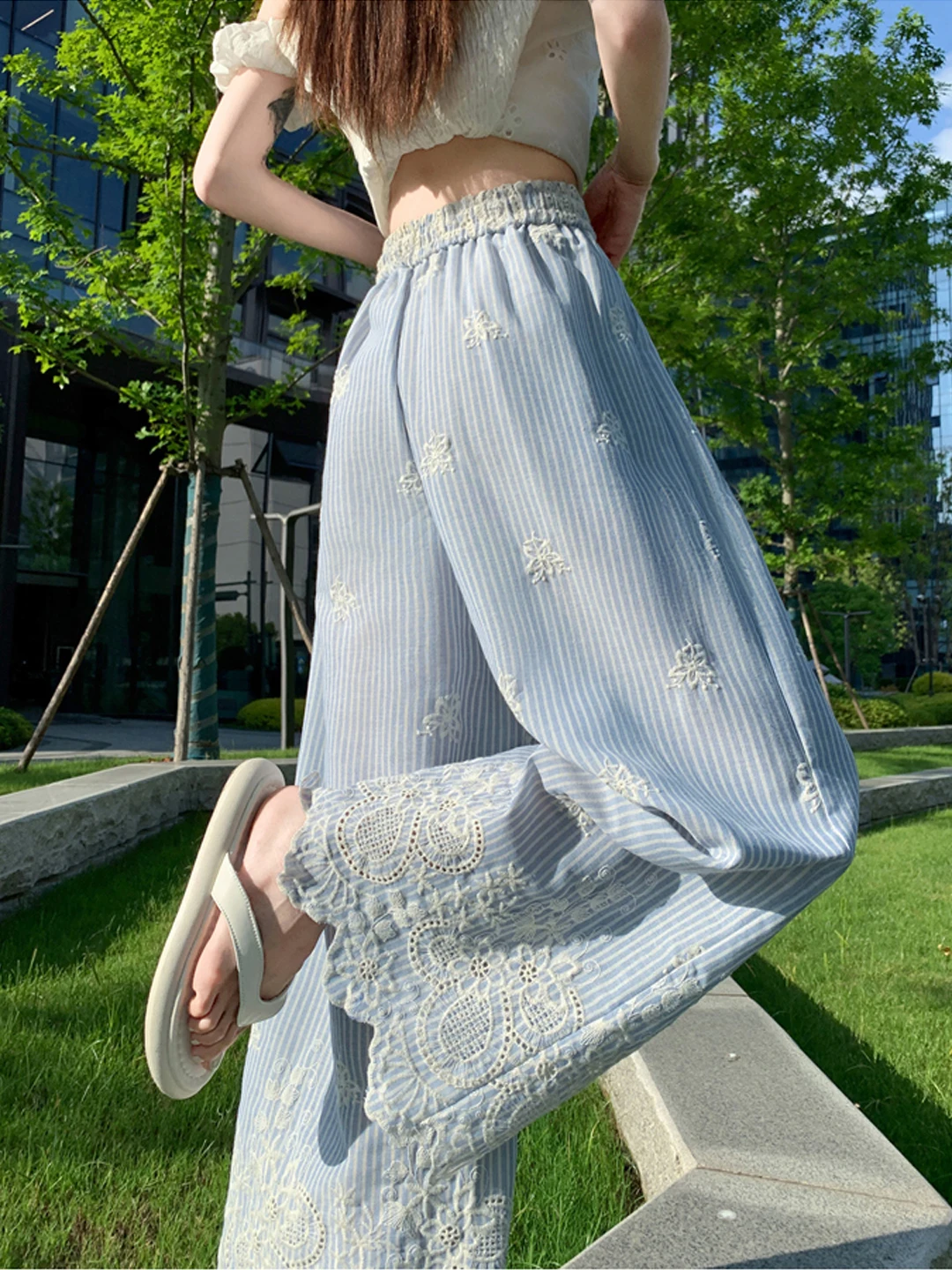 

Elegant Embroidered Hollow Blue Striped Casual Straight Leg Pants Women's Summer 2026 New Elastic Waist Wide Leg Long Trousers