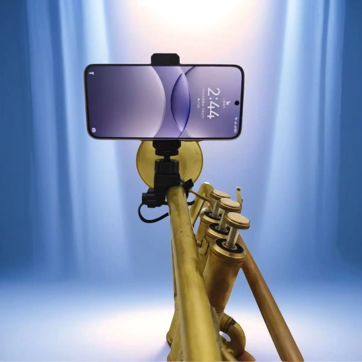 360-Degree Rotating Phone Holder for Clarinet Electric Organ Trumpet Musical Instrument Stand with Sheet Music Rest