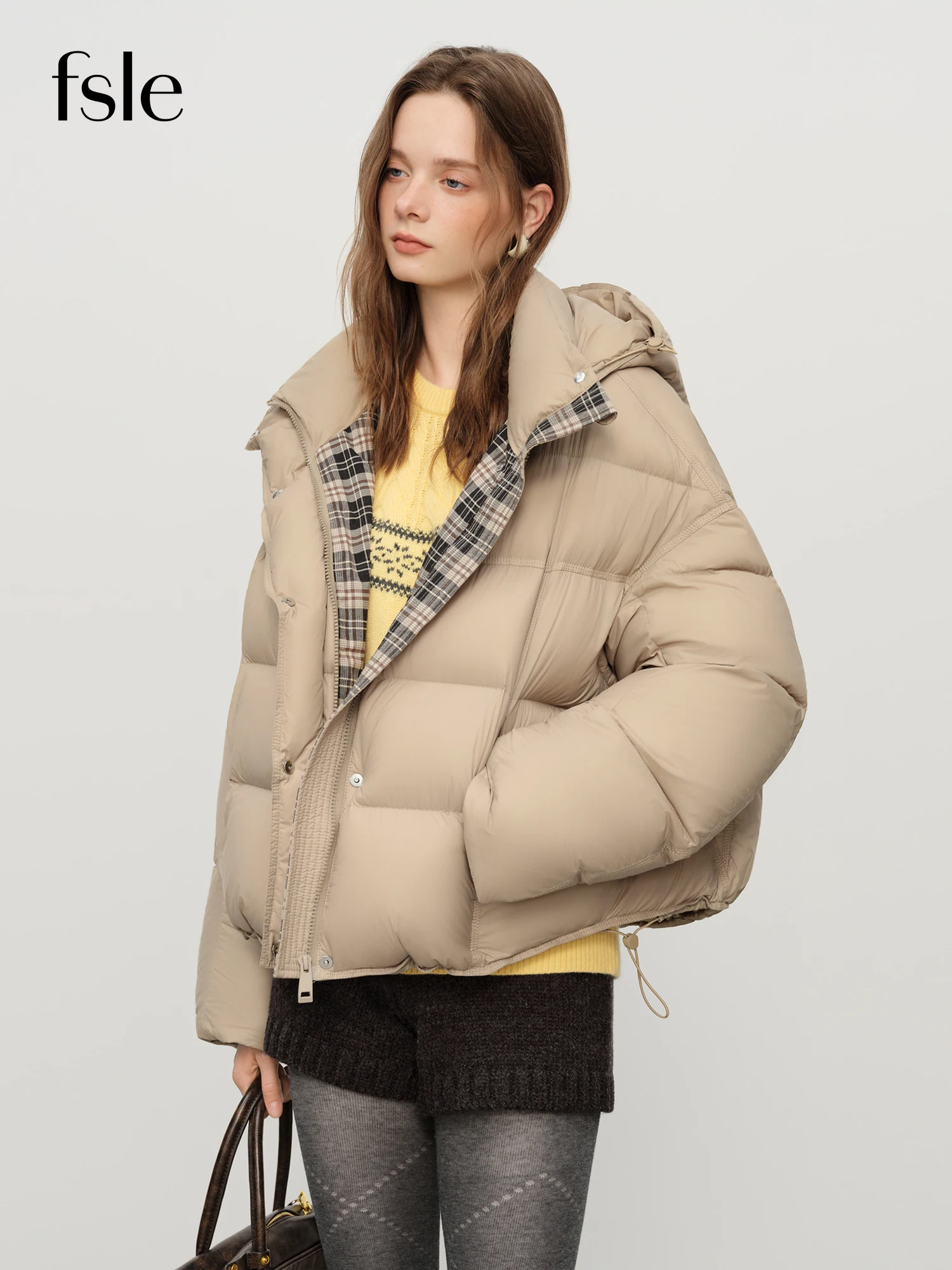 เสื้อแจ็คเก็ตพัฟเฟอร์มีฮู้ดสำหรับผู้หญิง FSLE 2025 ฤดูหนาว เสื้อโค้ทกันน้ำแบบพองตัว สไตล์บับเบิ้ล เสื้อโค้ทกันหนาวแบบอุ่น ทรงโอเวอร์ไซส์ เสื้อคลุมตัวสั้นแบบเย็บติดกัน