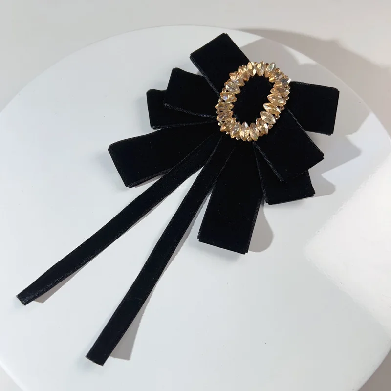 Retro Samt Fliege Strass Kristall Blume Broschen für Frauen Hochzeit Pearty Kragen Pins Luxus Schmuck Krawatte Zubehör – Detail 4