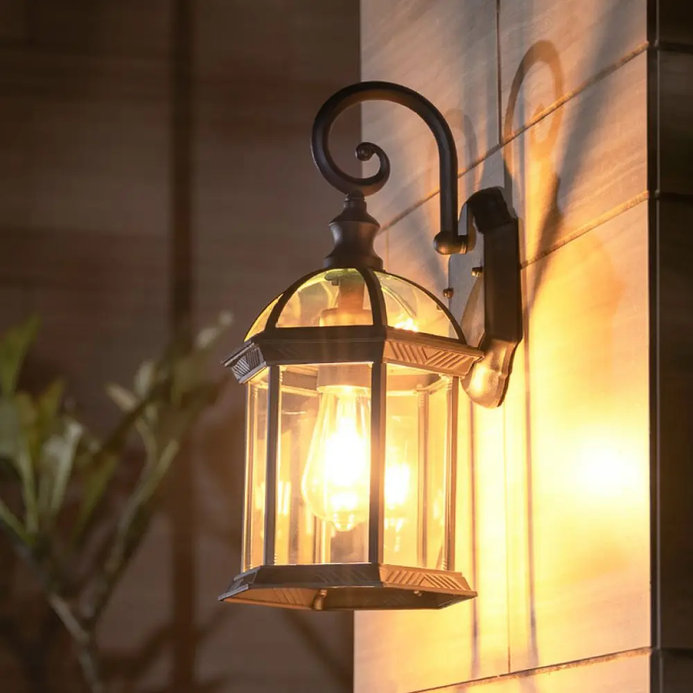 lampada-da-parete-impermeabile-per-esterni-ideale-per-ville-giardini-patii-e-porticati-con-struttura-in-alluminio-resistente-agli-agenti-atmosferici