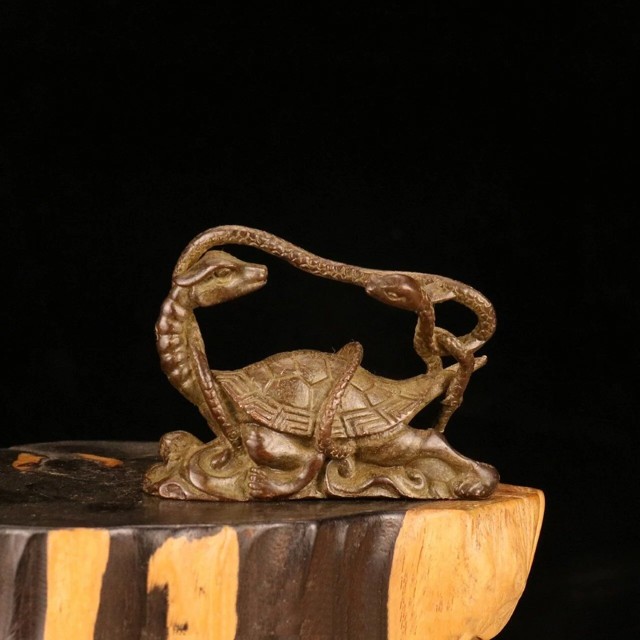 Fine Chinese Antique Bronze Exquisite Xuanwu Ornamental Statue decoration craft