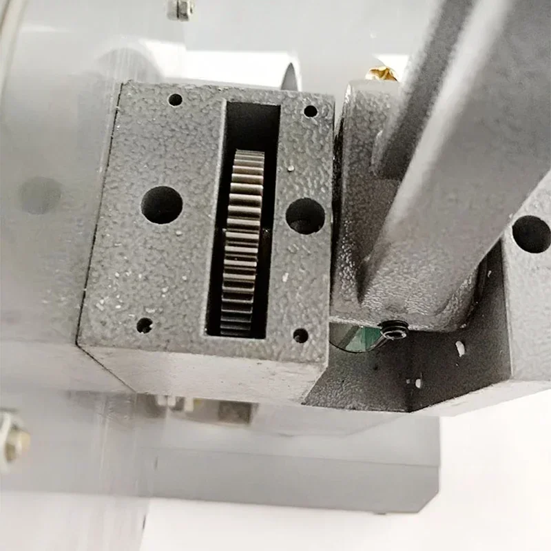 

Excellent Sharing Good Things Punching Machine Advertising Inkjet Cloth Flag Banner Scraping Mesh Cloth Semi-automatic Punching