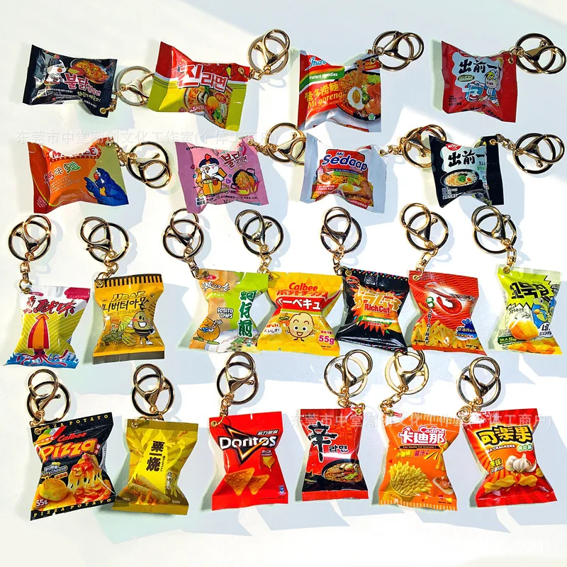 Simulations-Snack-Schlüsselanhänger, Mini-Truthahnnudeln, niedlicher Shin Ramyun im Cartoon-Stil, Taschenanhänger, angesagter Kartoffelchips-Anhänger, Spielzeug