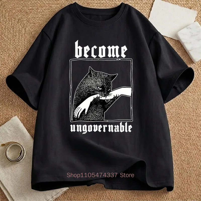 Become Ungovernable Lustiges Grafik-T-Shirt mit Katze, die die Hand beißt, Sommer-T-Shirt für Männer und Frauen, modisch, Vintage, Streetwear, O-Ausschnitt, kurzärmelig