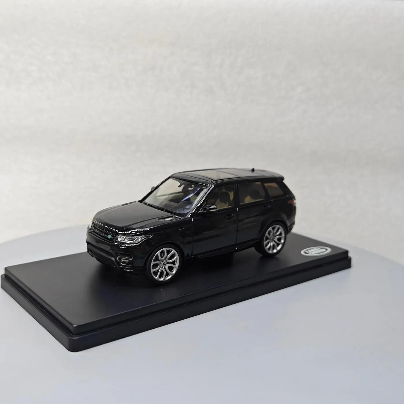 

1: 43 Land Rover Range Rover Sport Black Santorini Alloy Car Model Advanced Decoration