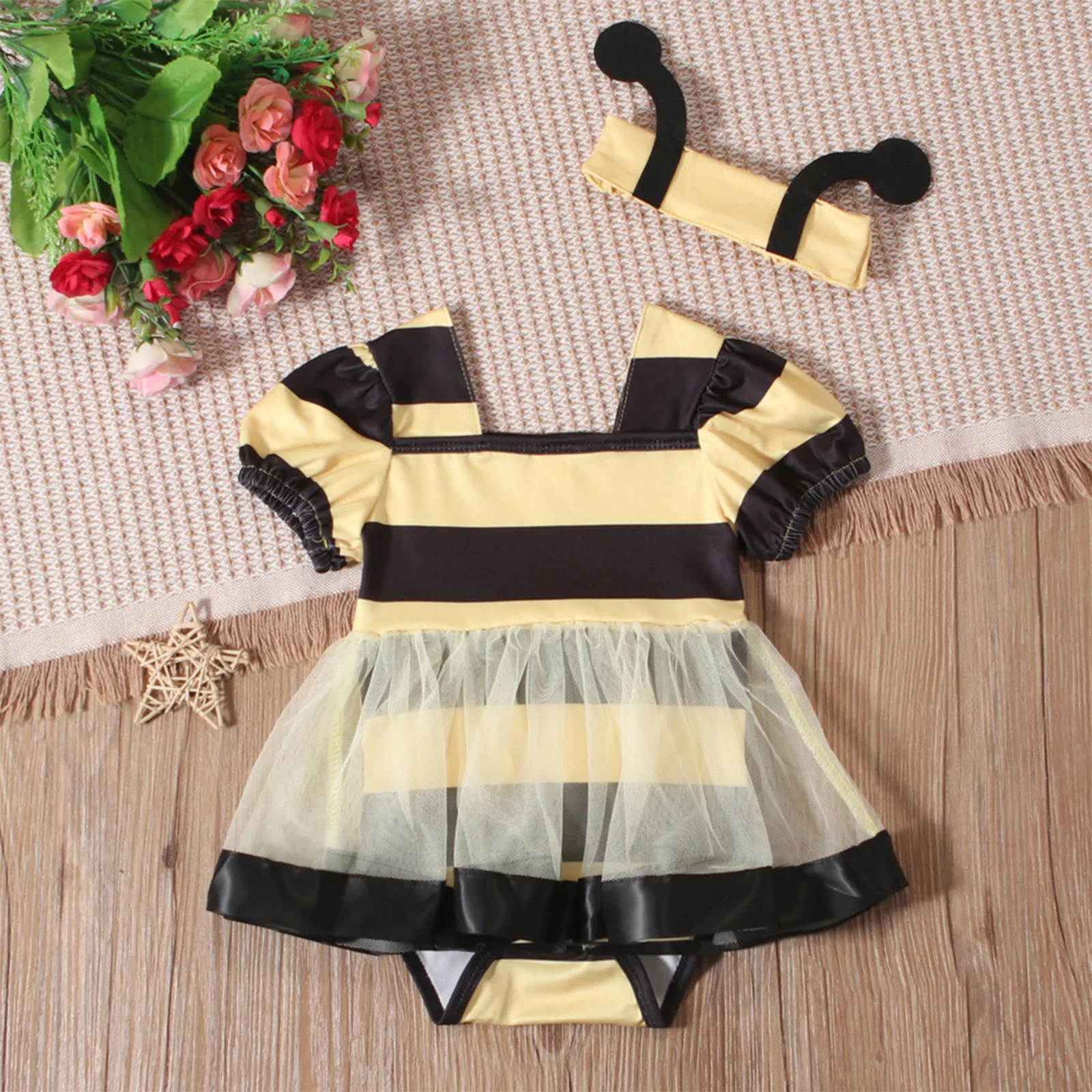 

Infant Girls Bee Tutu Romper Short Sleeve Striped Tulle Bodysuit Dress with Headband for Birthday Party Photography Halloween