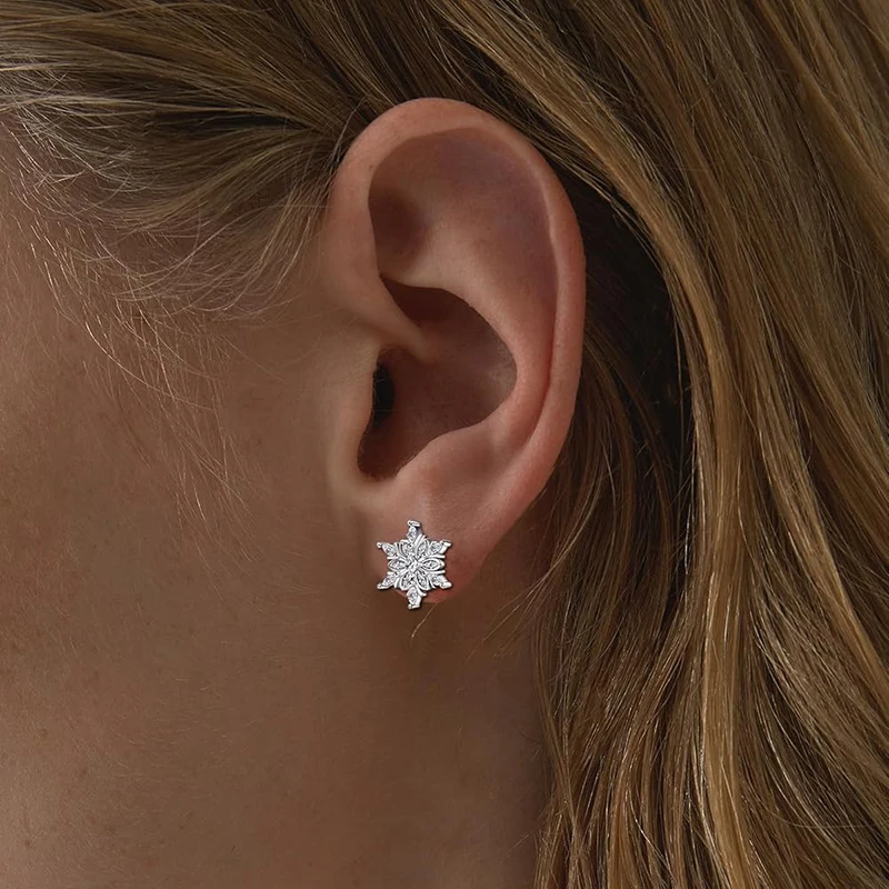 Huitan Crystal Snow Flake Stud Earrings for Women Daily Party Romantic Winter Flower Ear Stud Christmas Jewelry Drop Shipping