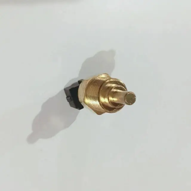 قطع غيار السيارات عالية الجودة OEM 1026604GA لأجهزة استشعار درجة حرارة الهواء JAC Rein J3 J4 J5 S5 مدخل المياه