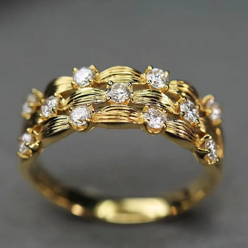 Huitan kreative Eheringe Frauen Ringe neue Goldfarbe Luxus Zirkonia Ringe Verlobung feier Statement Schmuck