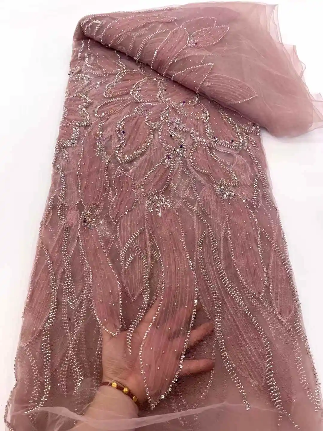 Tela de encaje de tul para novio con cuentas de lentejuelas africanas de lujo, encaje de tul francés bordado de alta calidad para vestido de fiesta Nigeiran 2025