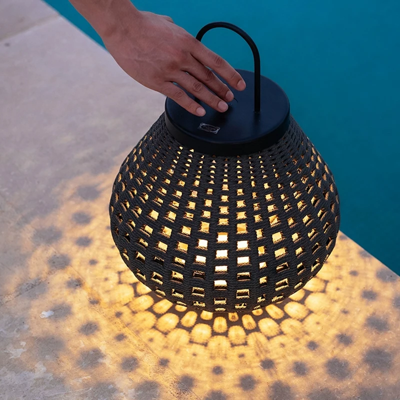 Waterproof Outdoor Garden Aluminum Wicker-Woven Lawn Light Portable Wicker Camping Lantern Beautiful Woven Lamp Body for Garden