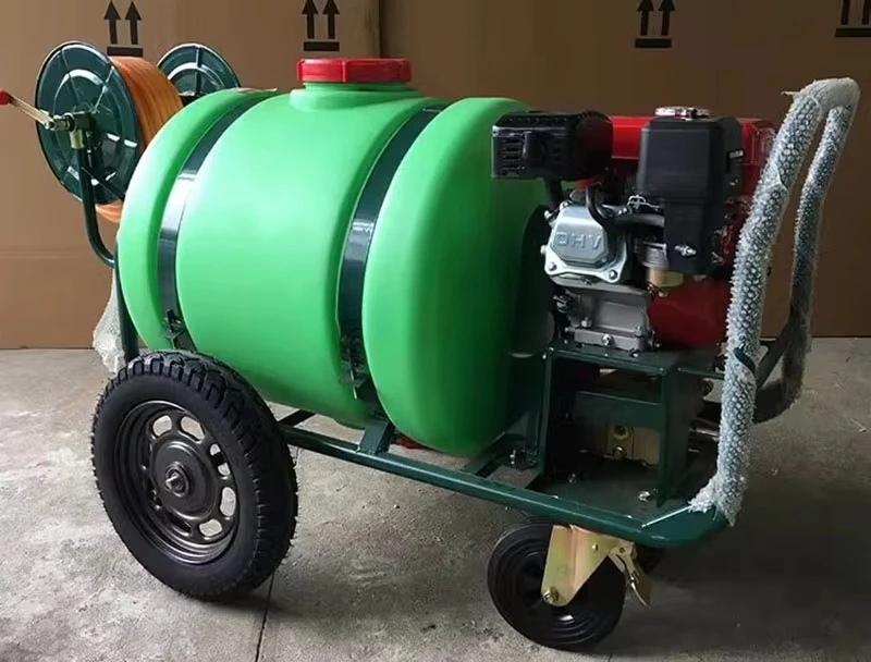 High Quality Pesticide Spraying Garden Sprinkler 160L/300L Water tank Sprayer with Water tank view 3