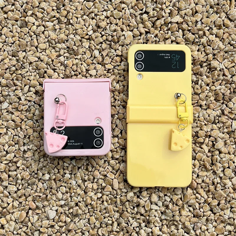 Casing ponsel liontin keju kartun untuk Samsung Galaxy ZFlip3 ZFlip4 ZFlip5 ZFlip6 penutup belakang PC keras untuk Z Flip 6 casing cangkang