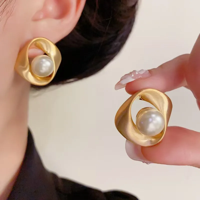 GANPUP Exquisite Niedliche Runde Perlen-Ohrstecker für Damen, Modischer Neuer Ohrpiercing-Schmuck, Geschenk für Party und Alltag. – Detail 6