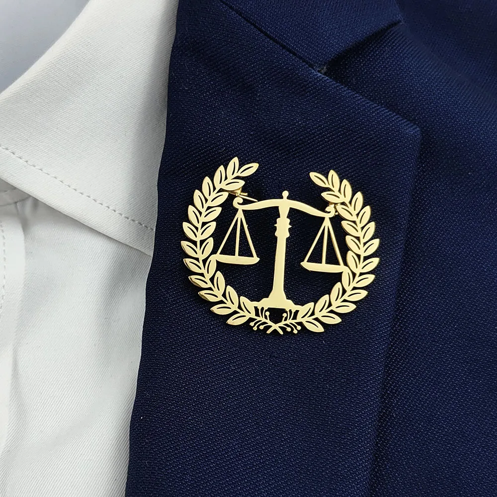 Original design balance wheat ear fair stainless steel gold-plated 18K brooch, suit lapel pin, men's formal dress accessories