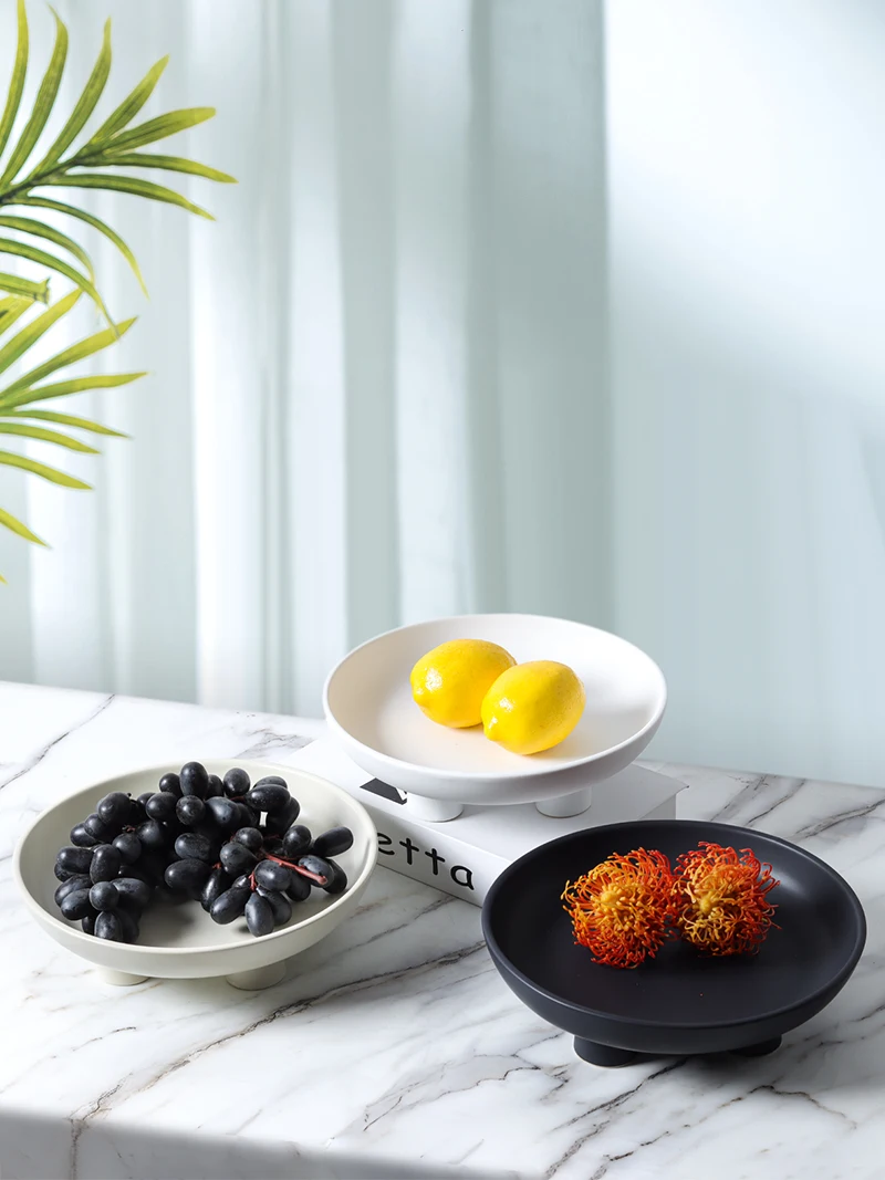 Modern Minimalist Nordic Creamy Style Four-Legged Ceramic Fruit Tray Home Decoration Accessories Soft Design Hotel Folk
