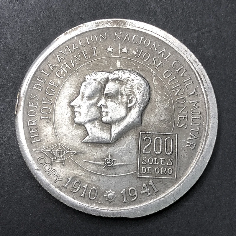 

1975 Peru 200 Soles Double Head Commemorative Coin Aviation Hero Collectible Medal 1910-1941 challenge old Replica money